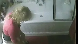 Пепър чука уличница  ...