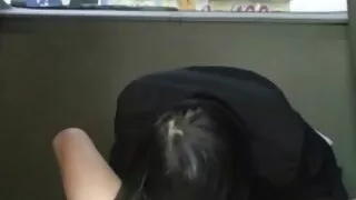 Красавицата потно кл ...