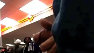 Дами в латекс върху  ...