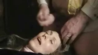 Закръглената дама е  ...