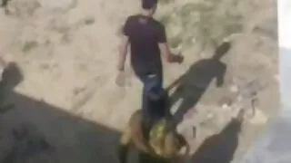 Момичето дойде в скл ...