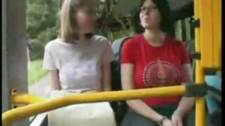По време на масажа п ...